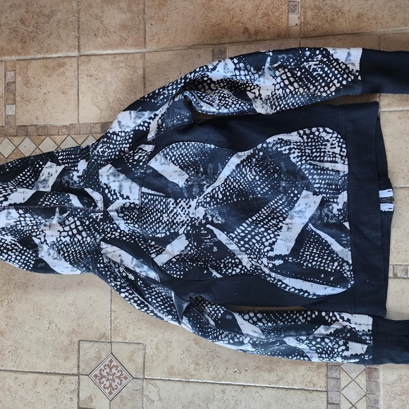 Lululemon static mist scuba hoodie - Picture 7 of 8